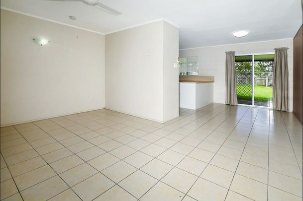 33 Merryl Street, Rasmussen QLD 4815 - House For Rent | Domain - Photo 1