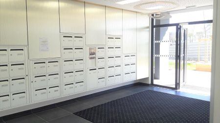 location Appartement T2 DE 39.9m² À VILLEURBANNE - Photo 5