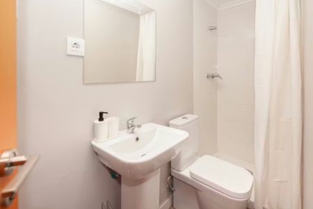 Carrer Aben al Abbar, Valencia, Valencian Community 46021 - Photo 5