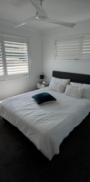 Runaway Bay - Photo 1