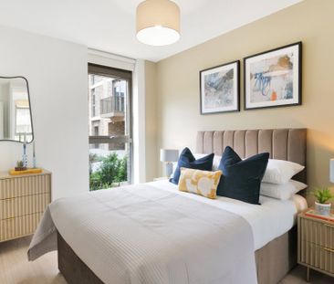 The Oakgate, KT22 7RZ, Surrey - Photo 1