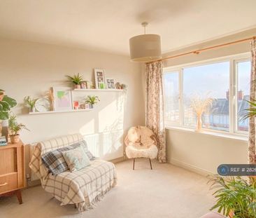 2 bedroom flat to rent - Photo 1