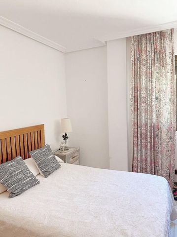 Luxury penthouse for rent in Marbella, Andalusia - Photo 2