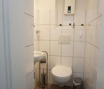 Moderne Erdgeschosswohnung im gepflegten ruhigen Miethaus. Hier woh... - Photo 6