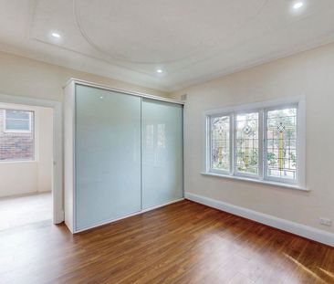 HIDDEN GEM - Photo 3