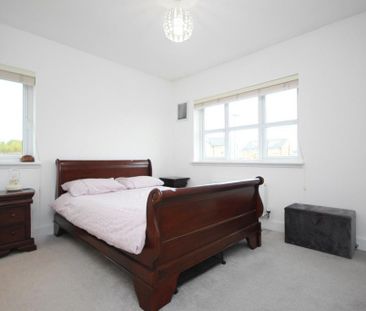 4 bedroom detached house to rent - Photo 6