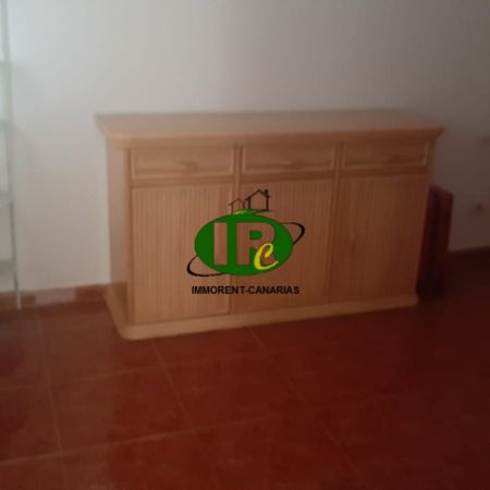 2 bedroom apartment with terrace on the 3rd floor for rent in El Tablero - Photo 2