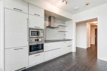 For Lease - 2221 Yonge Street Unit# 5201, Toronto, Ontario - Photo 2