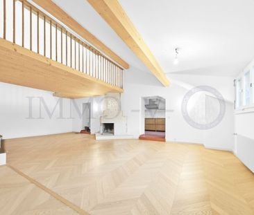 SPACIEUX ATTIQUE RENOVE DE STANDING AVEC EMPLACEMENT IDEAL - Photo 2