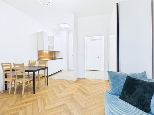 Kawalerka z garażem w cenie PKP Okęcie Okazja! 29.33 m² - Photo 1