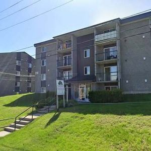 BEAU 3 1/2 |TOUT INCLUS|MAGOG - Photo 3