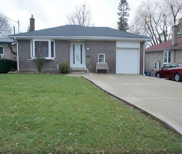 For Lease - 272 Essex (Work Out Basement) Avenue, Richmond Hill, On... - Photo 3