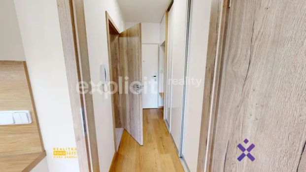 Pronájem bytu 1+kk 33 m - Photo 1