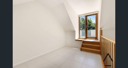 Contemporary Terrace in Alexandria - Photo 2