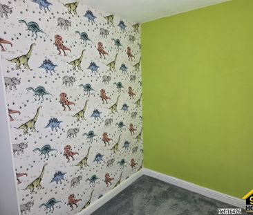 3 bed Detached in Highfield Road , Yeovil, BA21 4RL - Photo 3