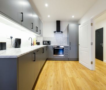 1 Bedroom Home – Medium Let - Photo 3