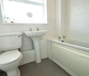 Silver Hill, College Town, Sandhurst, Berkshire, GU47 - Photo 6