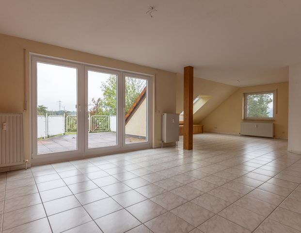 Schöne ca. 135 m² große 4-Zimmer-Maisonettewohnung mit Dachatelier und Westloggia in Garenfeld! - Foto 1