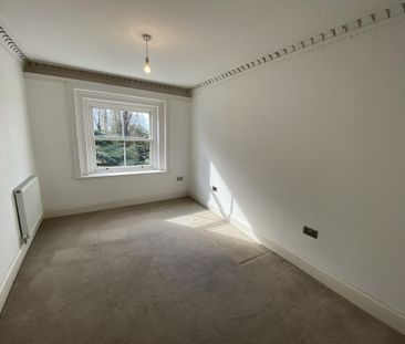 3 bedroom penthouse to rent - Photo 2