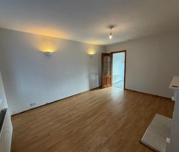 42 Mournebeg Drive, Rathcoole, Newtownabbey, BT37 9LT - Photo 5