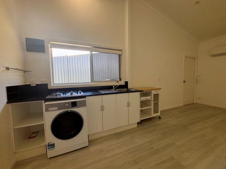 2/28 Moore Street, Coffs Harbour - Photo 3