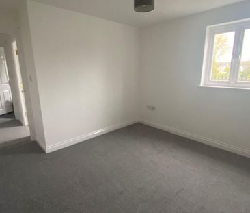 Brook View, Northampton, Grange Park - Photo 2