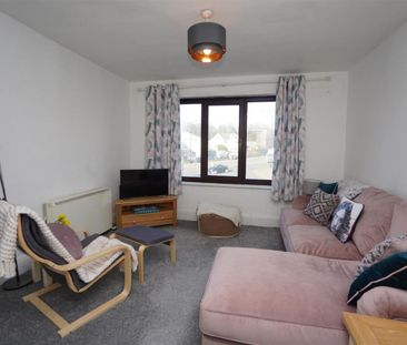 Southey Green Road, Southey, Sheffield, S5 - Photo 3