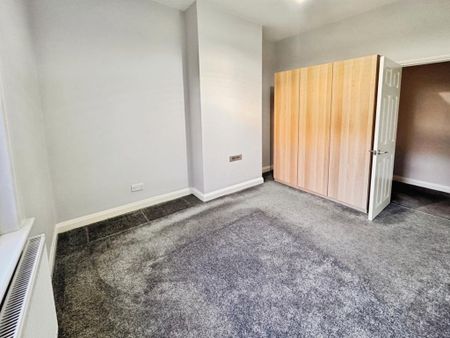 1 bedroom ground floor flat to rent - Photo 4