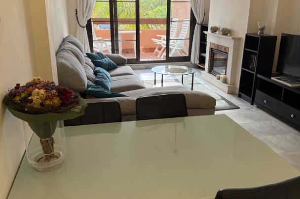 2 Bedroom Apartment For Rent in Hacienda del Sol, Málaga - Photo 1