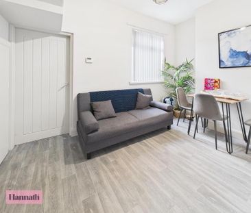 Room 2, 156 Thomas Street, Portadown, BT62 3BD - Photo 1