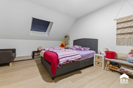 Ruim appartement met 4 slaapkamers en zonnig terras te huur - Photo 4