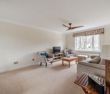 2 bedroom flat to rent - Photo 3