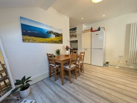 2 Bed Flat, Francemary Road, SE4 - Photo 5