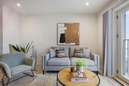 Lady Pirrie House, 2 Bedroom Apartment, 5 Shipwright Way, Titanic Quarter, Belfast, BT3 9FU - Photo 2