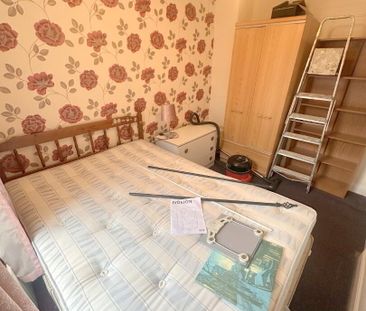 38 London Road, BT68EY, Belfast - Photo 5