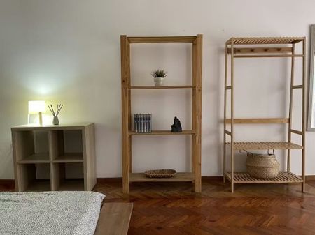 Carrer de Jaume Roig, Valencia, Valencian Community 46010 - Photo 5
