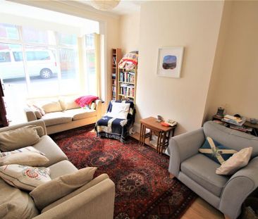 4 bedroom terraced house to rent - Photo 6