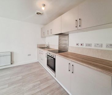 2 bedroom end of terrace house to rent - Photo 6