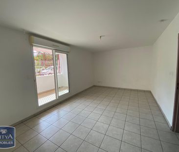 Location Appartement 2 pièces 54m² ST DENIS 97400 - Photo 3