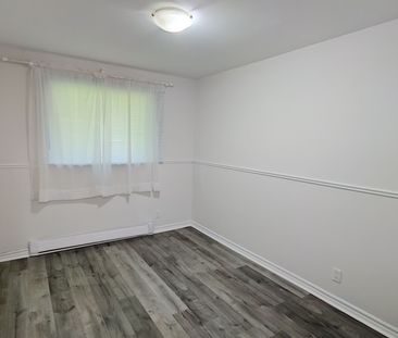 For Lease - 292 Brighton Court Unit# Lower, Oshawa, Ontario - Photo 6