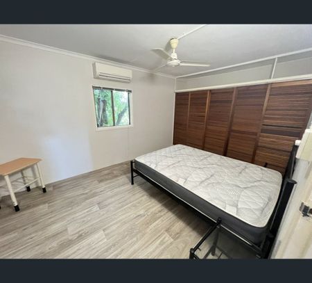 Unit 3/10 Dalrymple Street, Bowen, Qld 4805 - Photo 4
