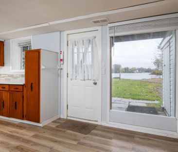 For Lease - 321 Rosebush Road Unit# Apt 2, Quinte West, Ontario - Photo 2