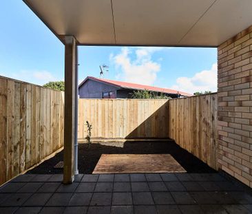 11 Helen Jenepher Lane, Mount Wellington - Photo 6