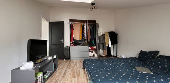 Location Appartement 2 pièces 42m² - Photo 2