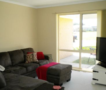 TICKS ALL THE BOXES! - Photo 3