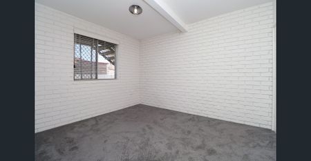 "SOUGHT AFTER CENTRAL" - Photo 3