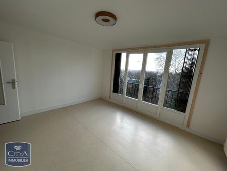 Location Appartement 4 pièces 73m² BEAUVAIS 60000 - Photo 4