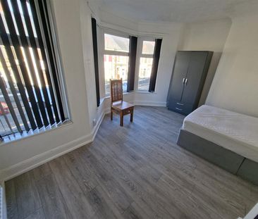 Malefant Street, Cardiff - Photo 2