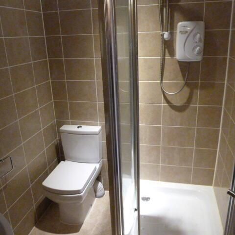 12 Whitefield Tce, Flat 3 - Photo 1