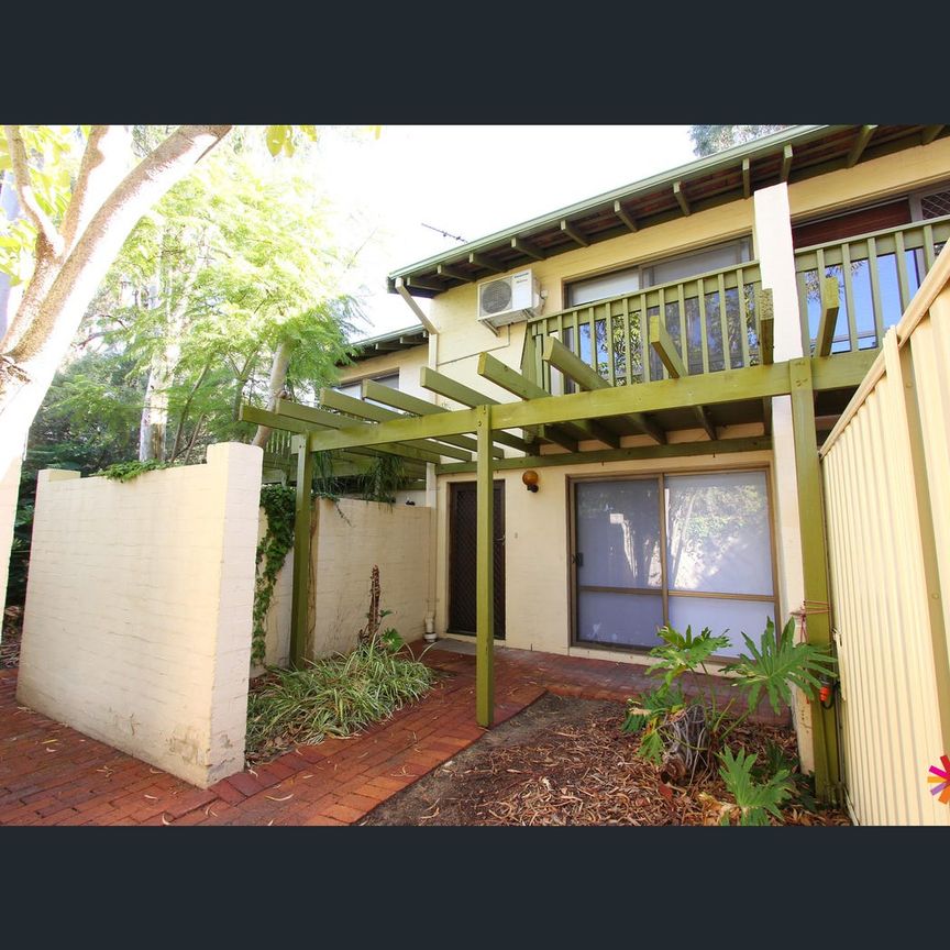 4/89 Thelma Street, Como, WA 6152 - Photo 1